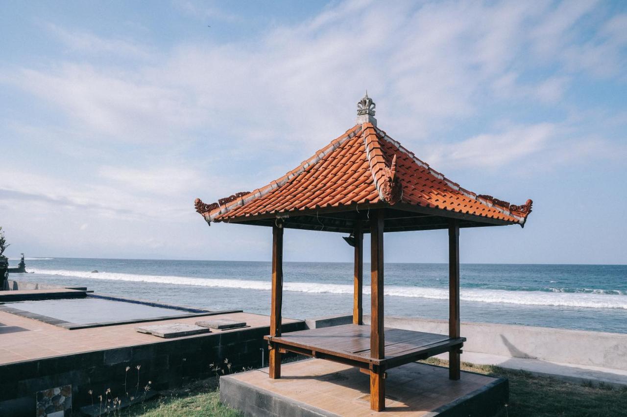 Cave Beach Bungalow Semaya Ngoại thất bức ảnh
