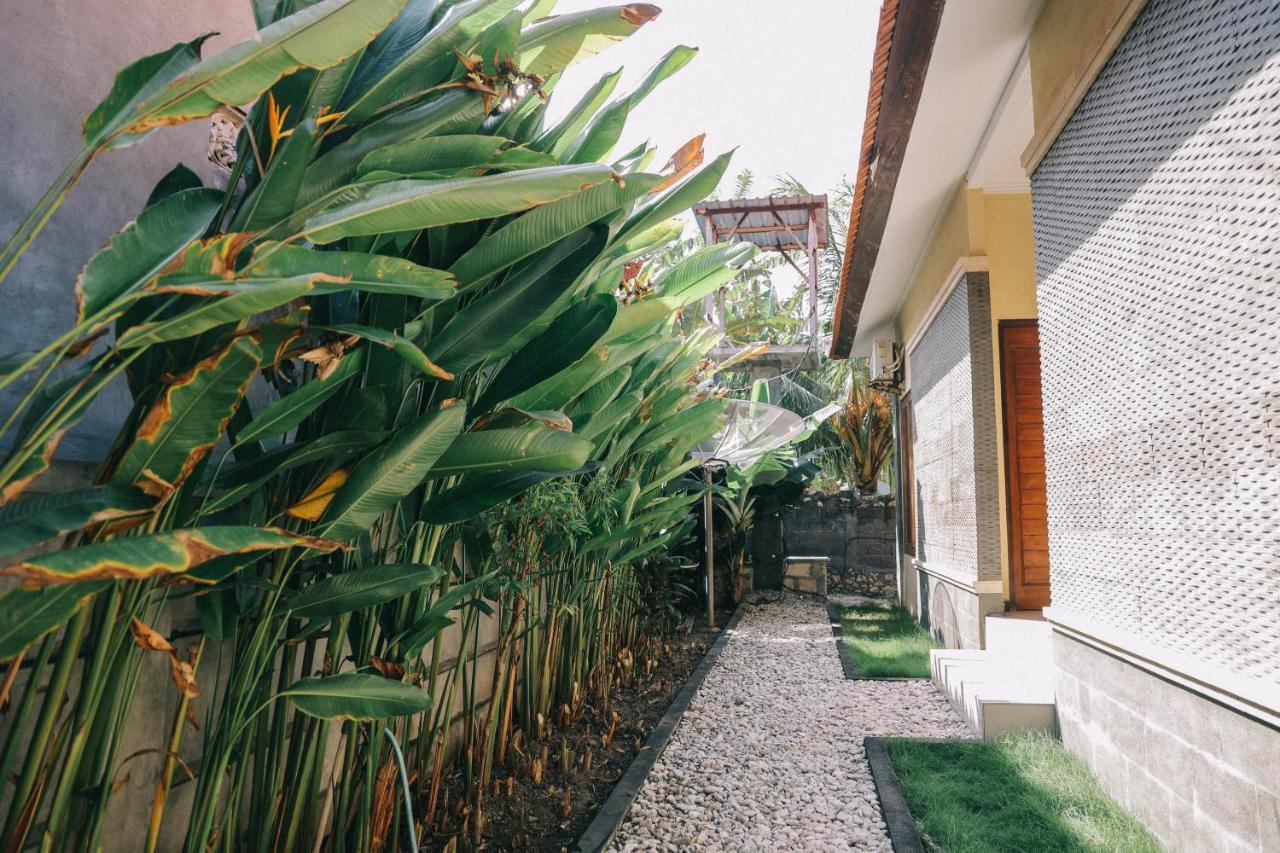 Cave Beach Bungalow Semaya Ngoại thất bức ảnh